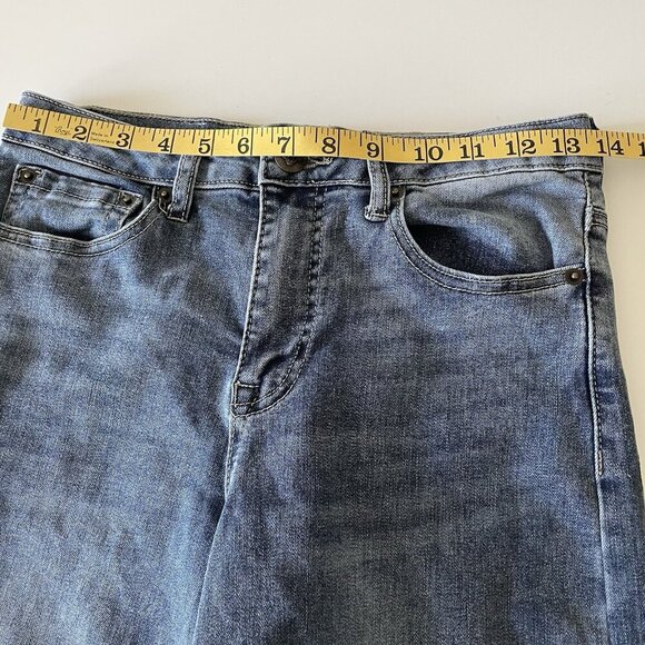 Ed Hardy Women’s Heart Eagle Embroidered Denim Cut Off Shorts Jorts Size 26 - Picture 10 of 16